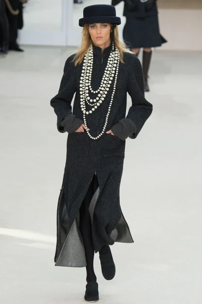 Look 46
